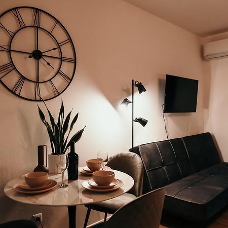 Appartamento Studio Apartman Mia Zupanja Esterno foto